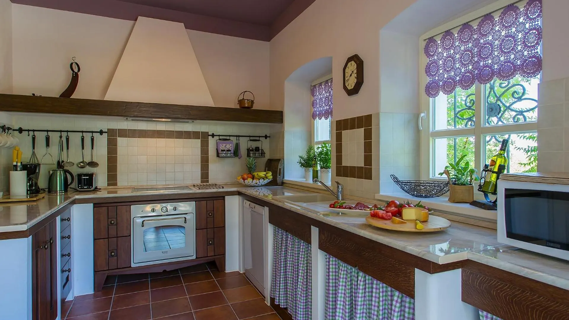 Villa In Monti Ana With Pool Near Mirna River