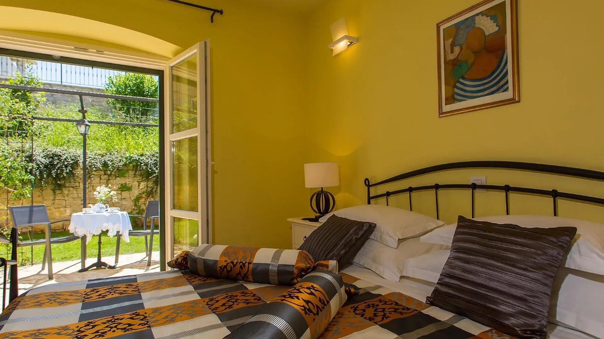 Villa In Monti Ana With Pool Near Mirna River Montižana